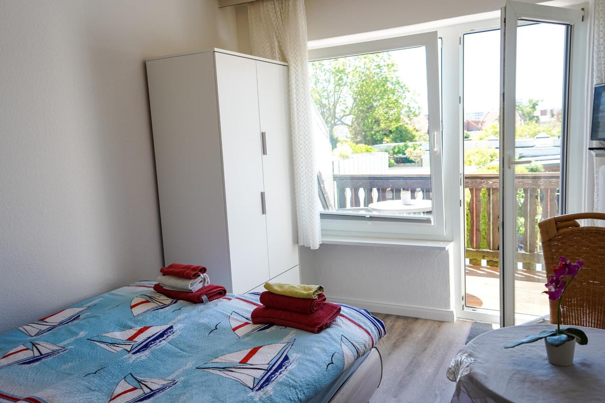 "Deichhaus" App 2 - Tarja - 100 M Zum Strand Grömitz Kültér fotó